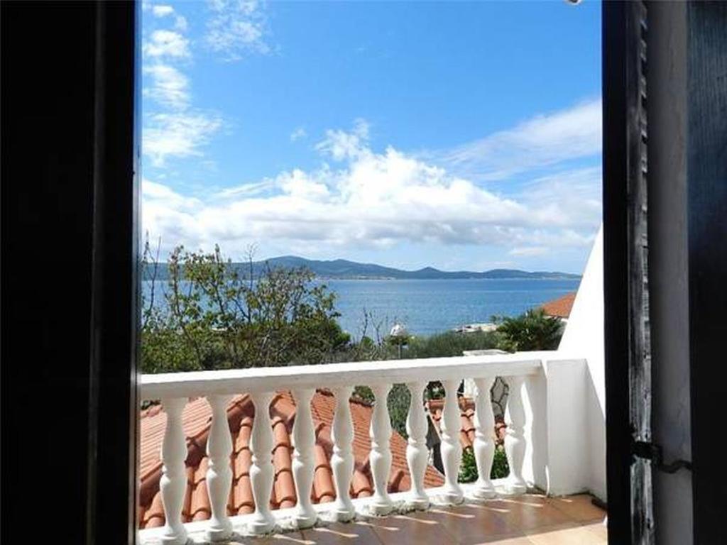 Apartments Mate سفيتي بيتار الغرفة الصورة