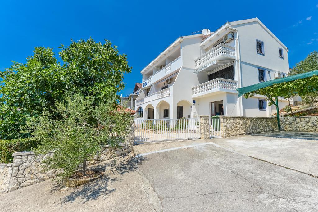 Apartments Mate سفيتي بيتار المظهر الخارجي الصورة